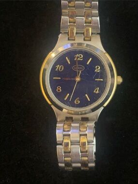 Vintage GUESS Two-Tone Blue Dial Wristwatch RUNS GREAT!